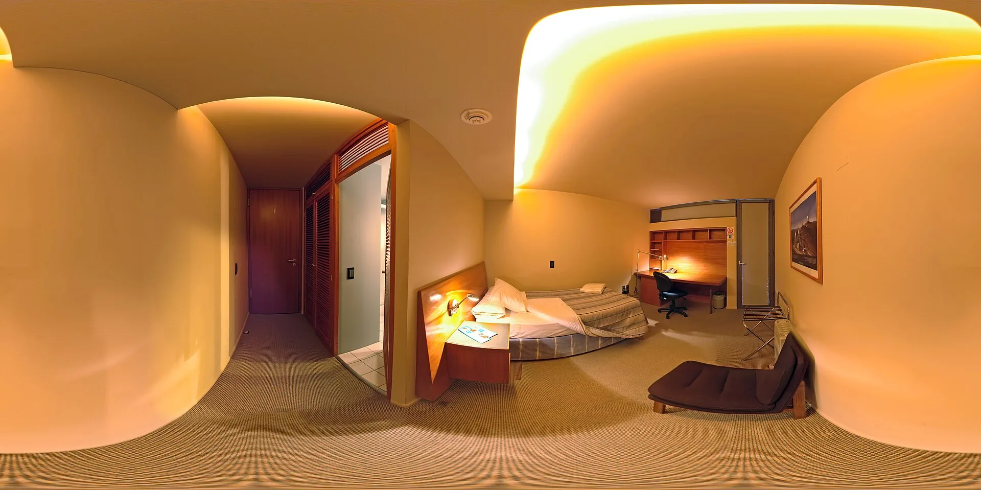 Belmond La Residencia in Deia met honingkleurige stenen architectuur in de Tramuntana-bergen van Mallorca