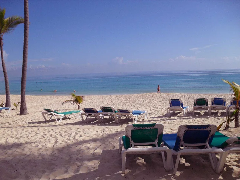 Tortuga Bay Puntacana villa met privezwembad in tropische tuin ontworpen door Oscar de la Renta